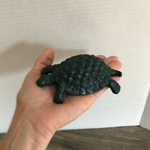 Vtg Cast Metal Turtle Paperweight - Picture 5 of 14